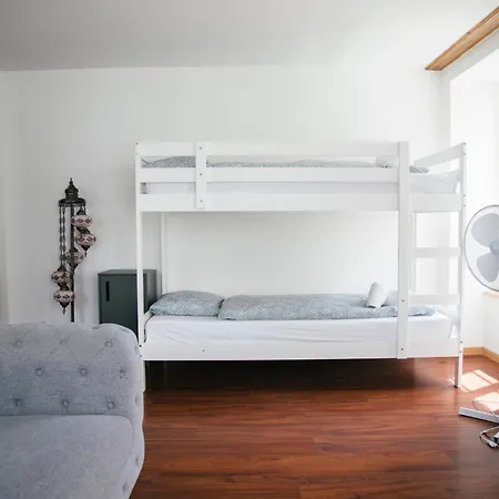 Nimbuzzz Apartments Unterseen Quarto foto