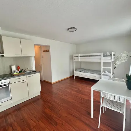 Nimbuzzz Apartments Unterseen Quarto foto